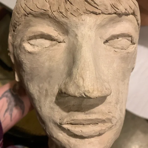 Clay art sculpture. Grey in color. - Picture 2 of 7